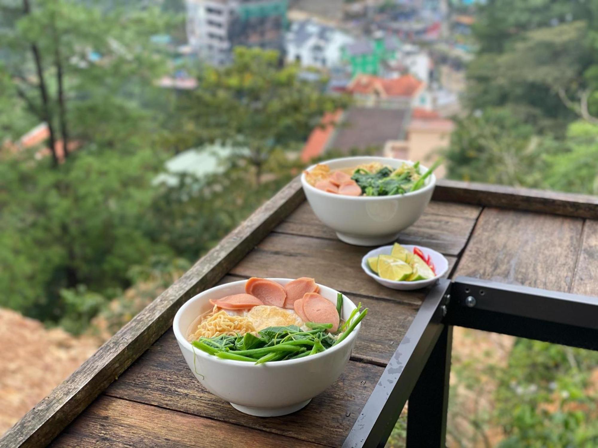 Chillout Village - Homestay Tam Dao Hanoi Esterno foto